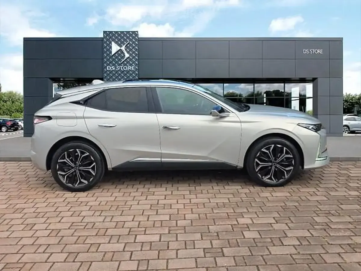 Usata DS Automobiles DS4 Opera 131 CV (96 kW) 2024 Argento SUV