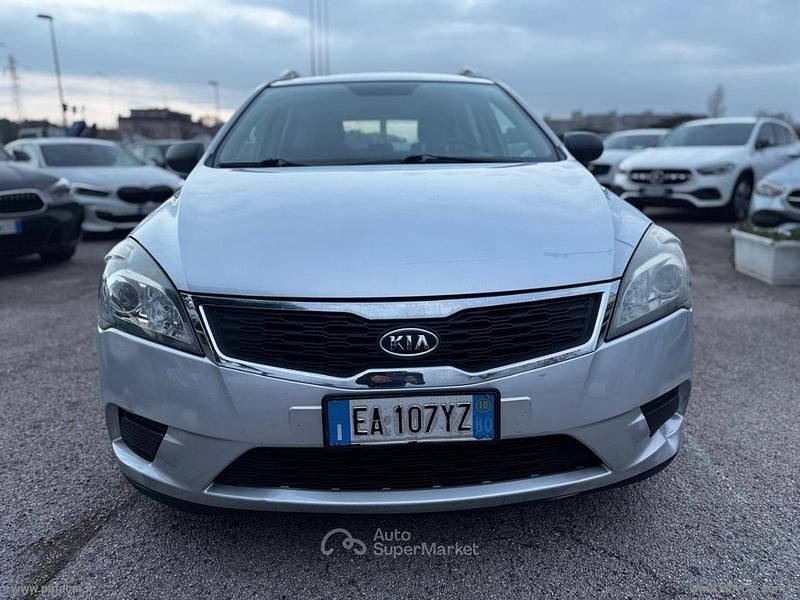 Usata Kia Ceed EX 90 CV (66 kW) 2010 Gray Utilitaria