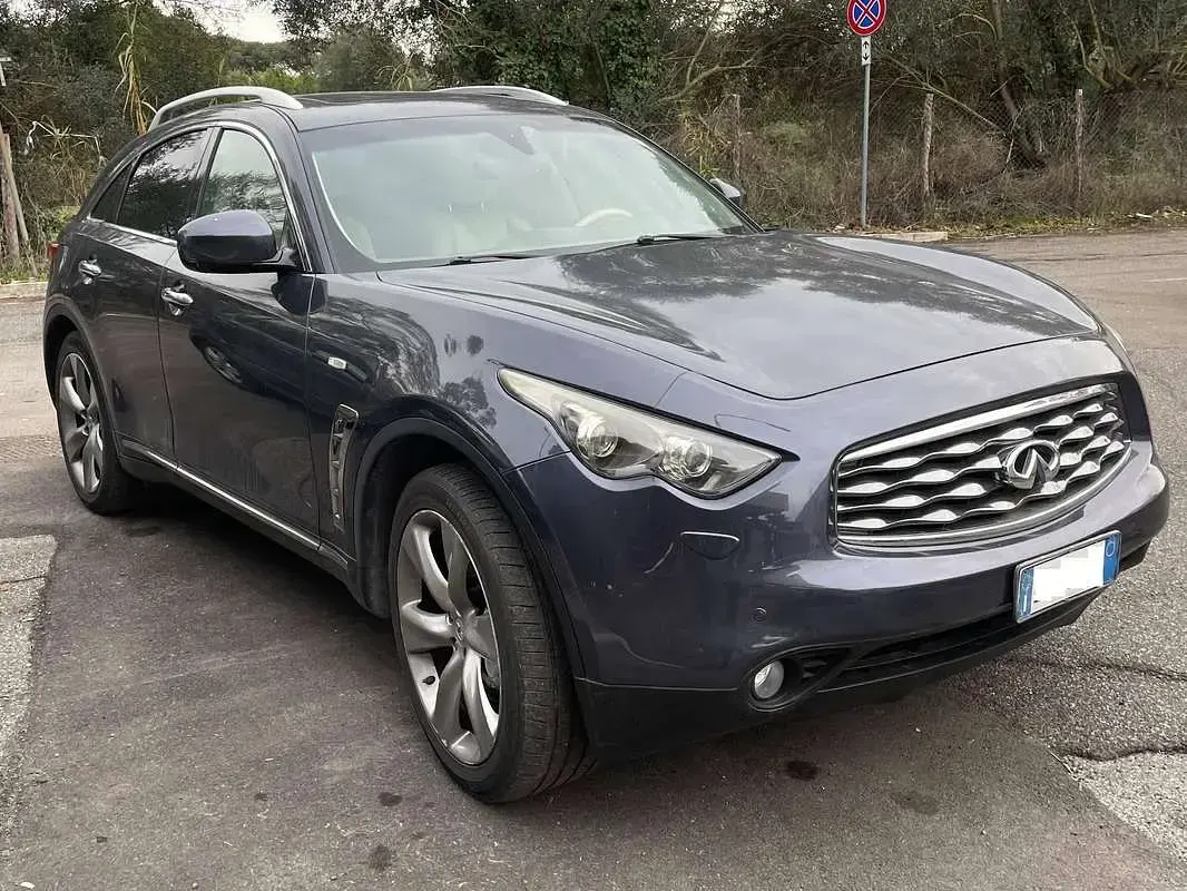 Usata Infiniti QX70 Premium 238 CV (175 kW) 2011 Grigio SUV