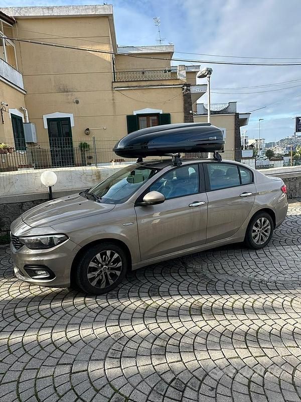 Usata Fiat Tipo Easy 120 CV (88 kW) 2018 Marrone Berlina