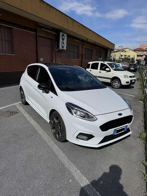 Begagnad Ford Fiesta ST-Line 86 HK (63 kW) 2018 Halvkombi