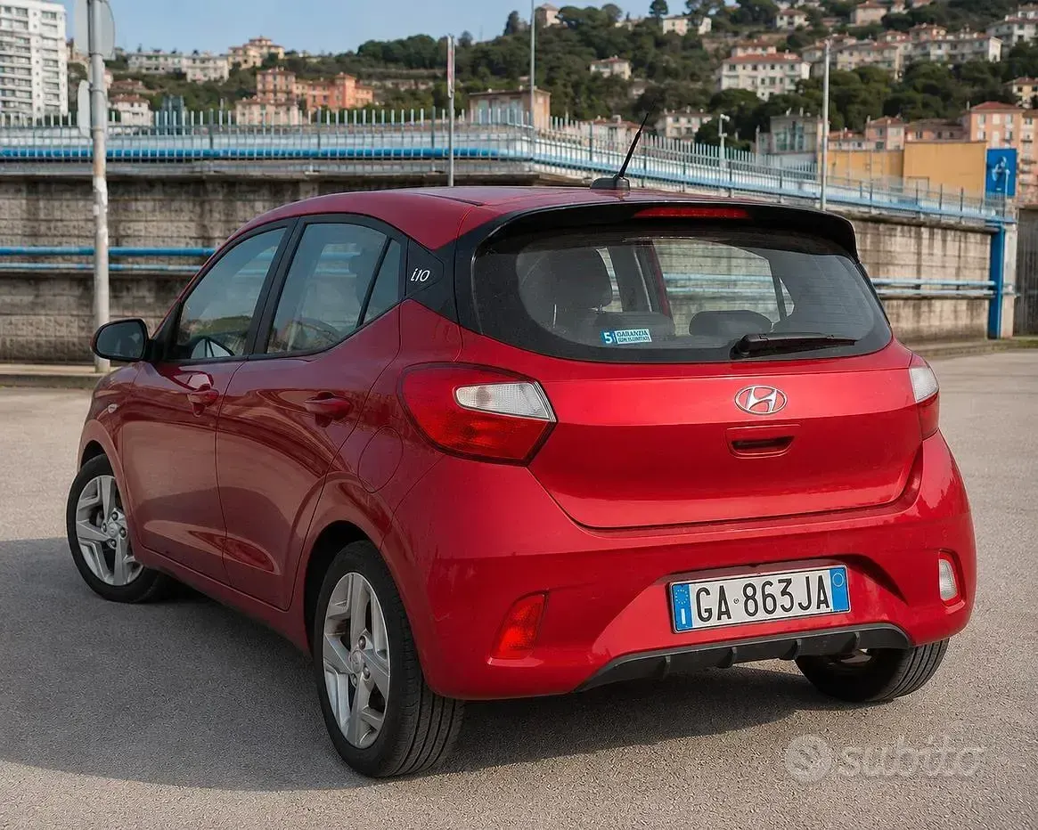 Usata Hyundai i10 Prime 67 CV (49 kW) 2020 Rosso Utilitaria