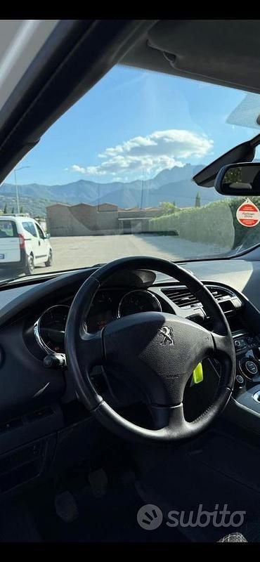 Usata Peugeot 3008 Allure 120 CV (88 kW) 2015 Bianco Berlina