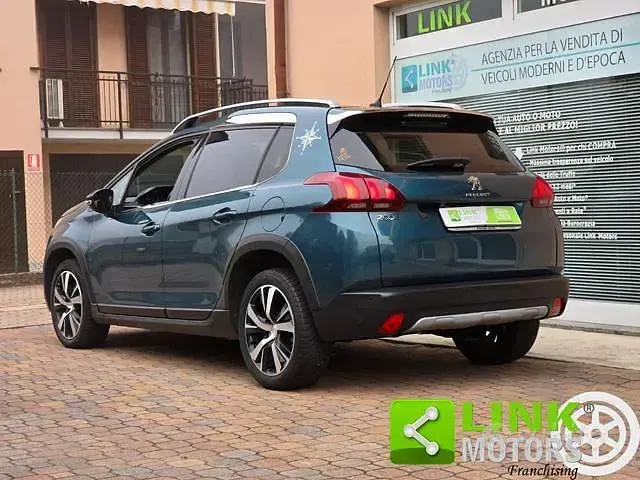 Usata Peugeot 2008 Allure 110 CV (80 kW) 2019 Blu SUV