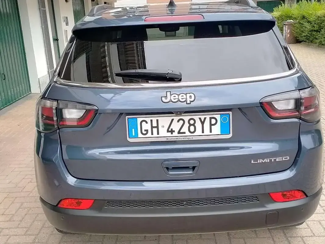 Usata Jeep Compass Limited 131 CV (96 kW) 2022 Blu/azzurro SUV