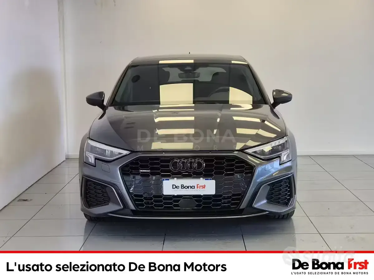 Usata Audi A3 S-Line 200 CV (147 kW) 2022 Grigio Berlina