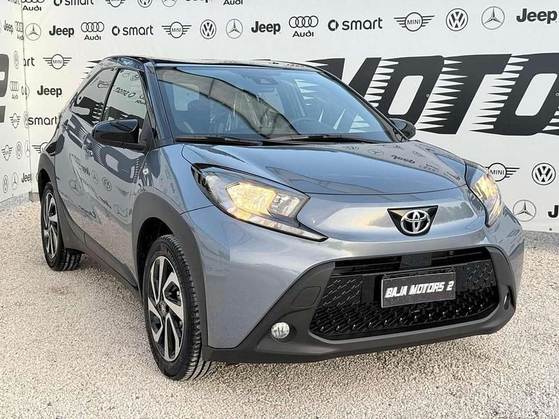 Nuova Toyota Aygo X Edition 72 CV (52 kW) 2025 Grigio SUV