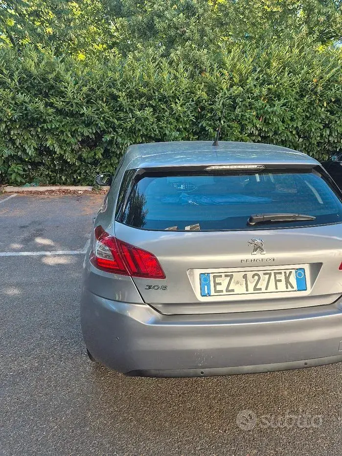 Usata Peugeot 308 92 CV (67 kW) 2015 Grigio Berlina