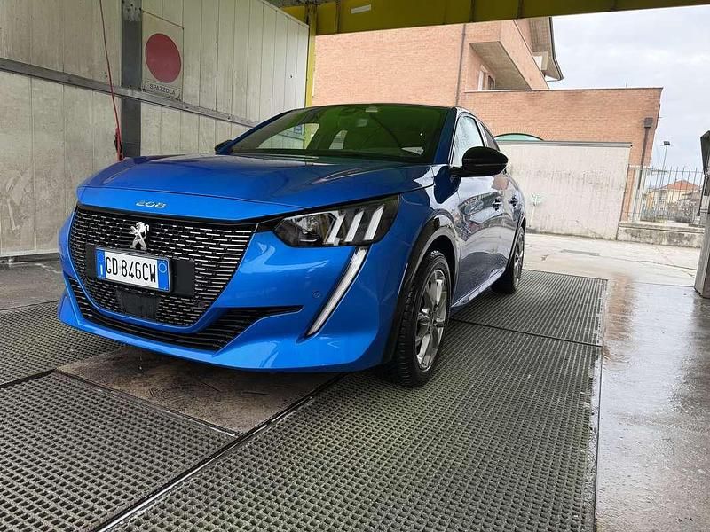 Usata Peugeot 208 GT 101 CV (74 kW) 2021 Utilitaria