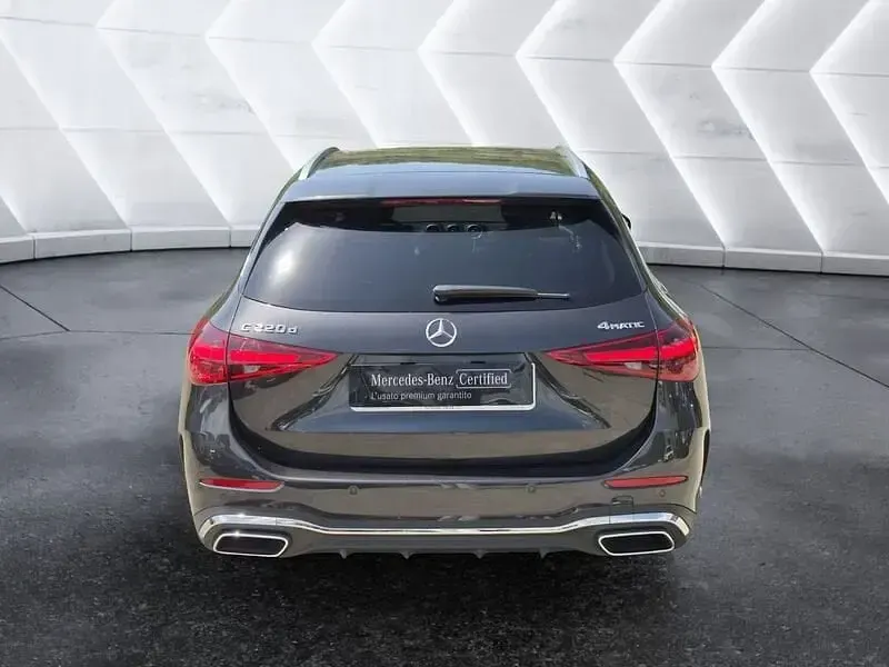 Usata Mercedes 220 Advanced Plus 197 CV (144 kW) 2024 Nero Station wagon