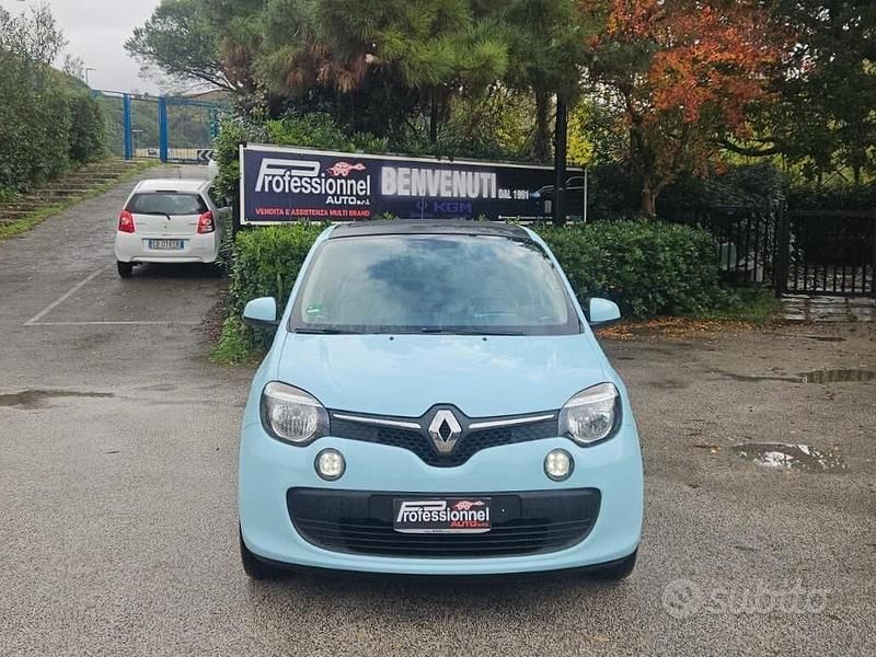 Usata Renault Twingo SE 69 CV (50 kW) 2015 Blu Utilitaria
