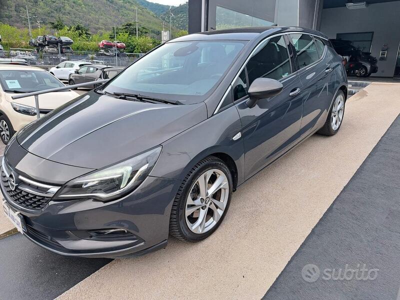 Usato 2016 Opel Astra 1.6 Diesel 136 CV (9.900 €)