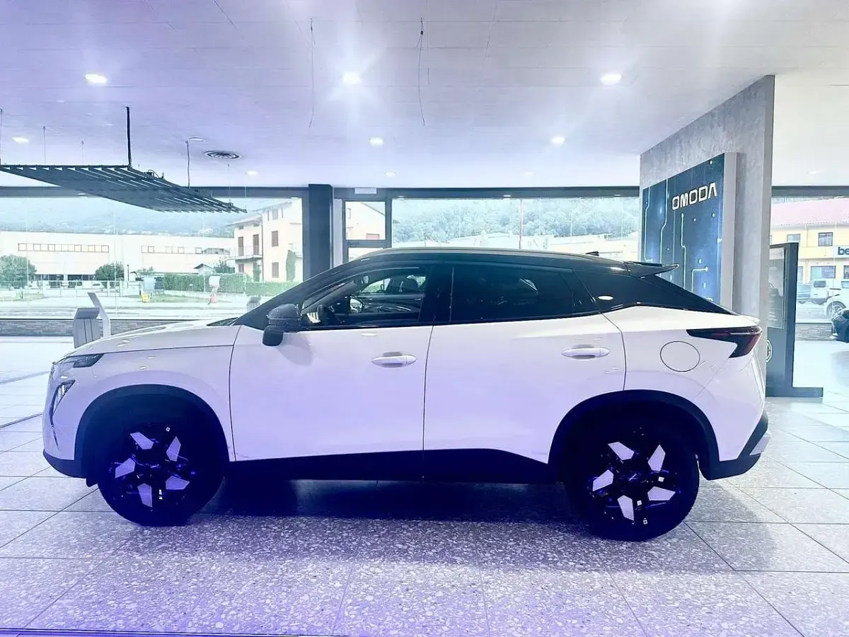 Nuova Omoda 5 147 CV (108 kW) 2026 Bianco SUV