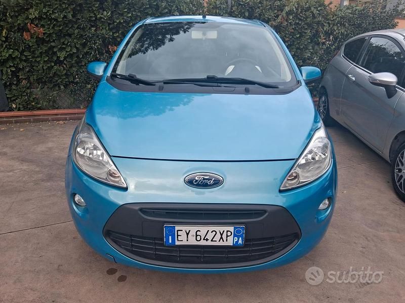 Usata Ford Ka Titanium 69 CV (50 kW) 2015 Blu Utilitaria