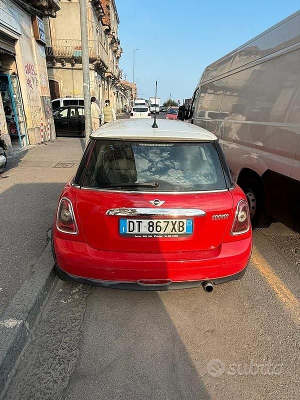 Usata Mini Cooper 2009 Rosso Utilitaria