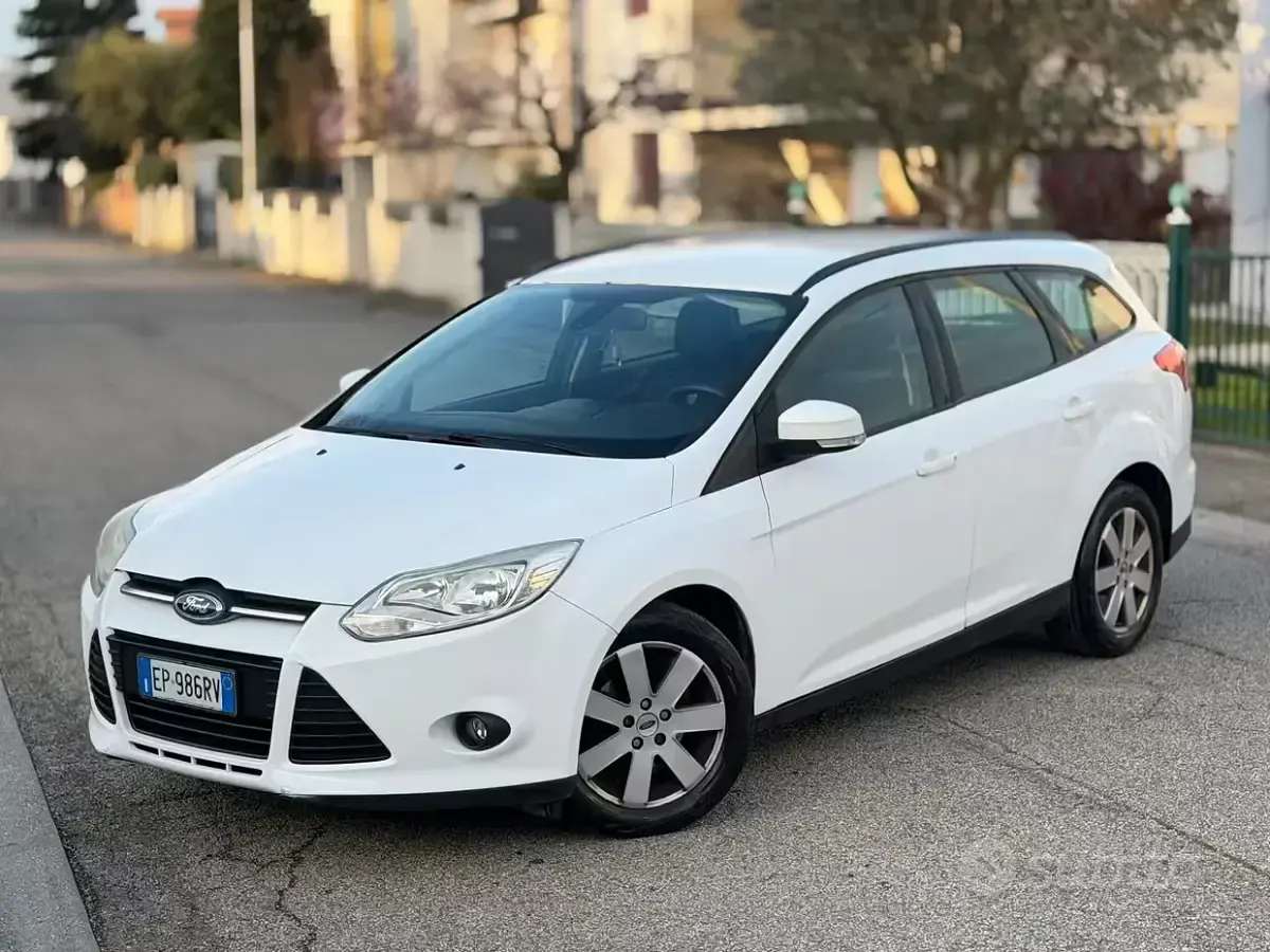 Occasion Ford Focus Titanium 116 ch (85 kW) 2014 Blanc Break