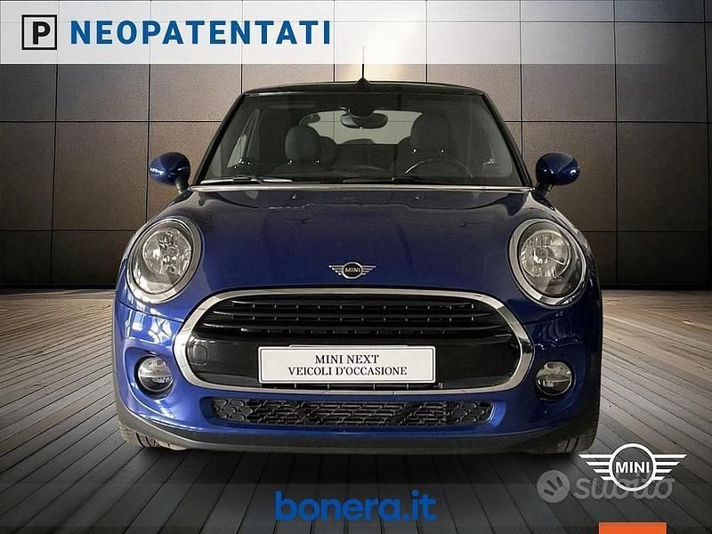 Usata Mini Cooper D Cabriolet 116 CV (85 kW) 2019 Blu Cabrio
