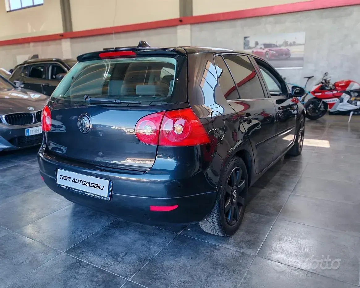 Usata VW Golf IV 116 CV (85 kW) 2004 Nero Berlina