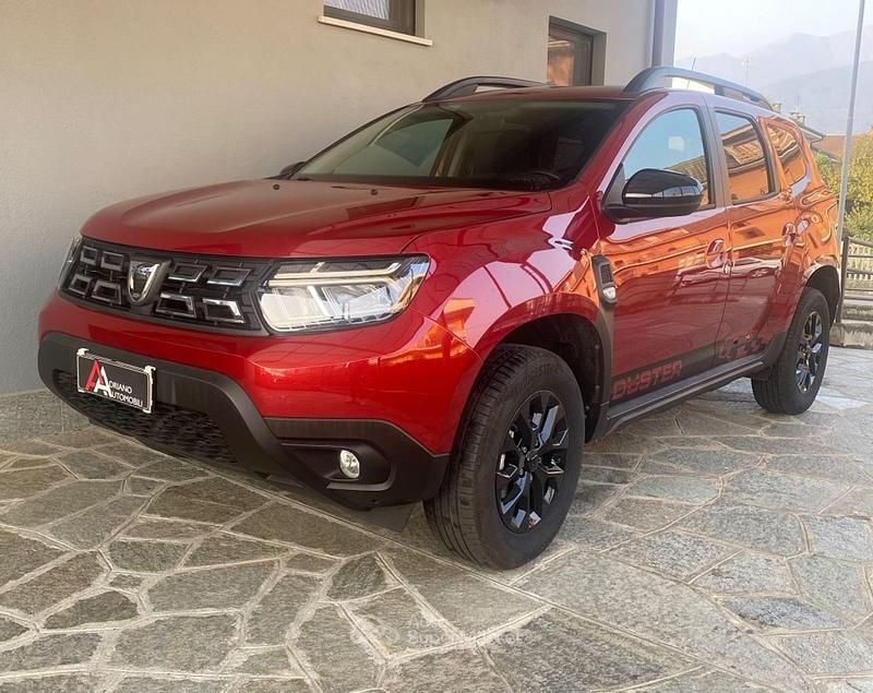Usata Dacia Duster Acces 105 CV (77 kW) 2022 Rosso SUV