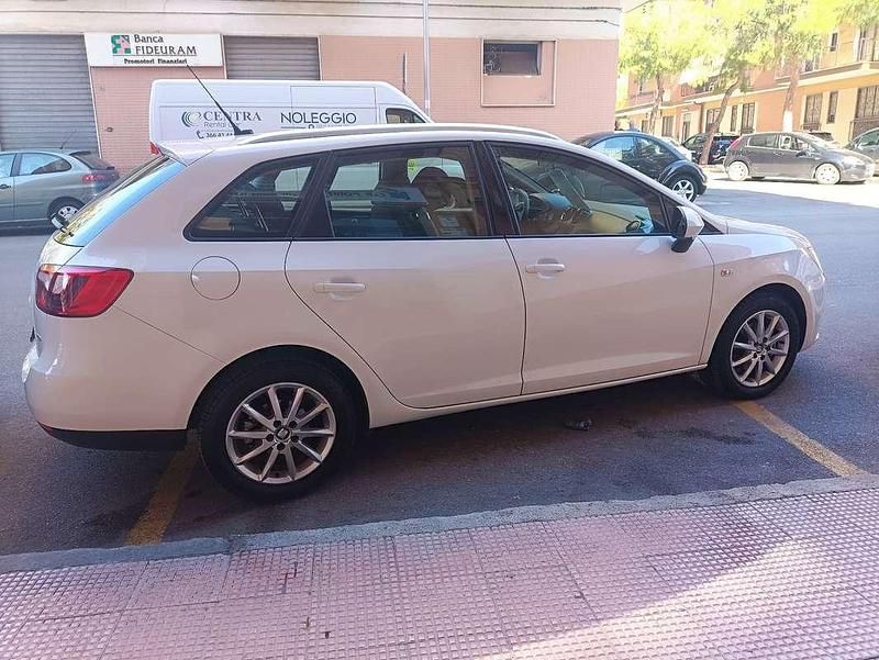 Usata Seat Ibiza ST CONNECT 90 CV (66 kW) 2015 Station wagon