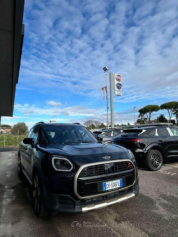 Usata Mini Cooper Countryman Essential 218 CV (160 kW) 2024 Nero SUV