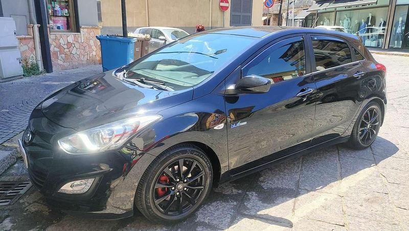 Usata Hyundai i30 Classic 90 CV (66 kW) 2013 Nero Berlina
