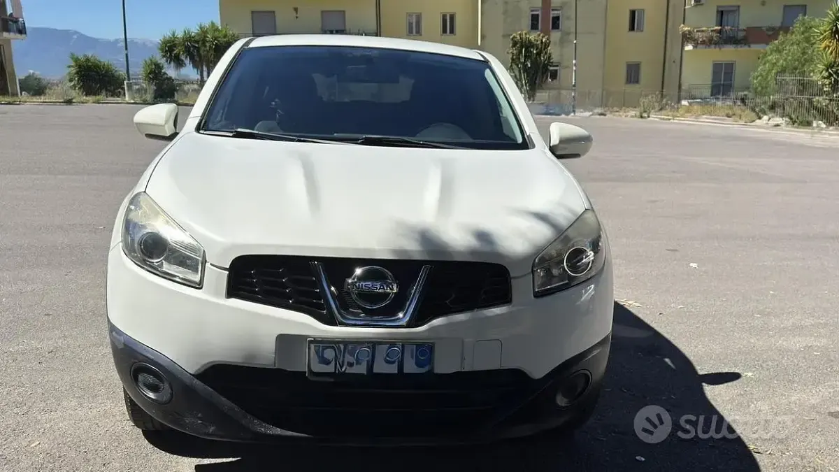 Usata Nissan Qashqai 117 CV (86 kW) 2011 Bianco SUV