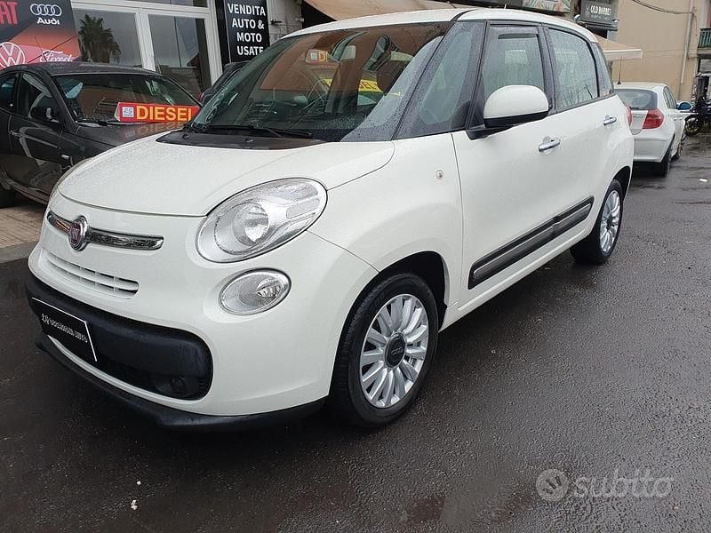 Usata Fiat 500L Lounge 85 CV (62 kW) 2015 Bianco Monovolume