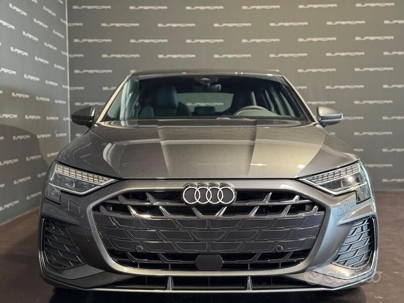 Nuova Audi A3 S-Line 150 CV (110 kW) 2025 Grigio Berlina