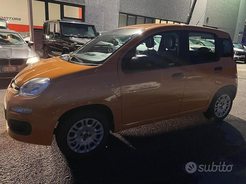 Usata Fiat Panda 69 CV (50 kW) 2017 Arancione Utilitaria