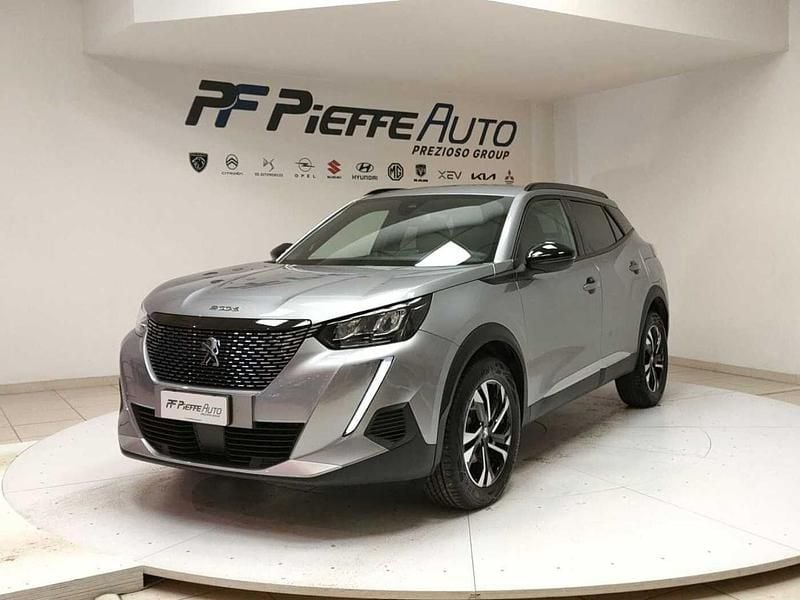 Usata Peugeot 2008 Allure 131 CV (96 kW) 2023 Grigio SUV