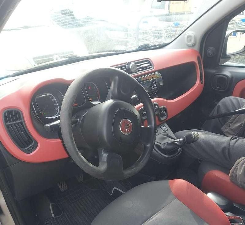 Usata Fiat Panda Lounge 80 CV (58 kW) 2015 Beige Utilitaria