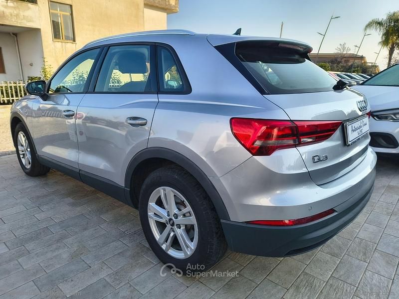 Usata Audi Q3 Business 150 CV (110 kW) 2022 Argento SUV