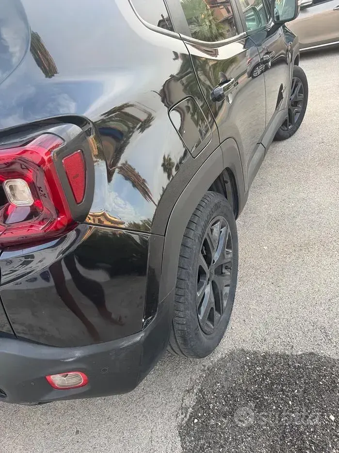 Usata Jeep Renegade Limited 120 CV (88 kW) 2021 Nero SUV