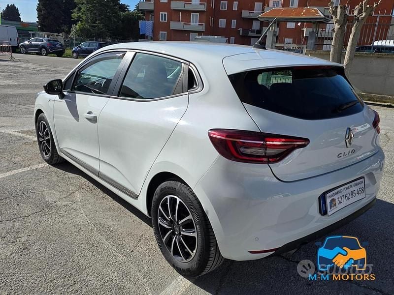 Usata Renault Clio V Zen 85 CV (62 kW) 2020 Nero Berlina