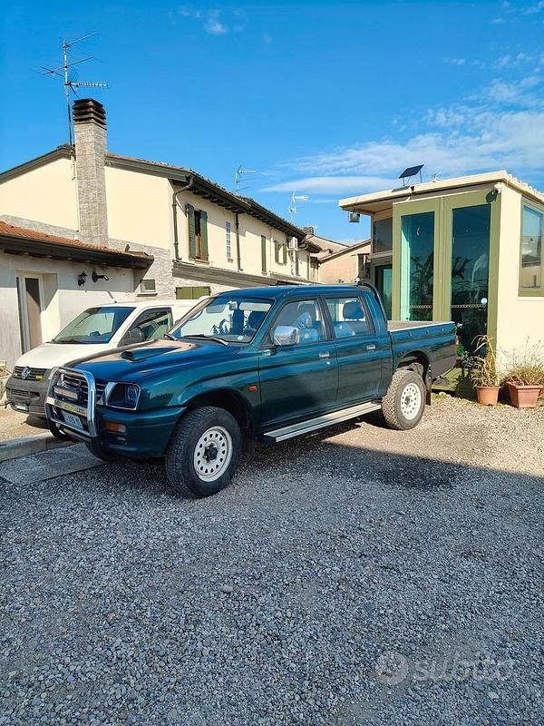 Usata Mitsubishi L200 100 CV (73 kW) 1997 Pick-up