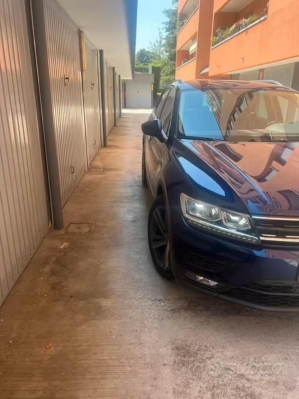 Usata VW Tiguan 2019 Blu SUV