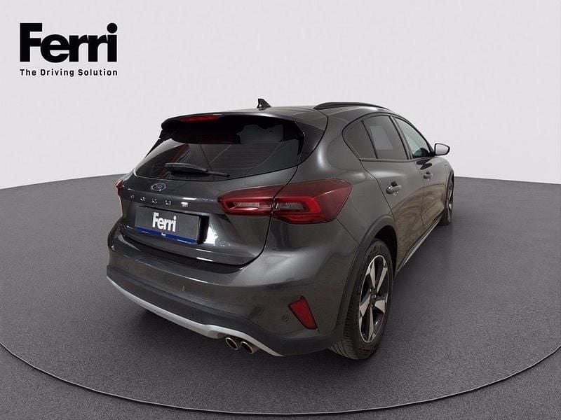Usata Ford Focus Active 120 CV (88 kW) 2022 Magnetic grey SUV