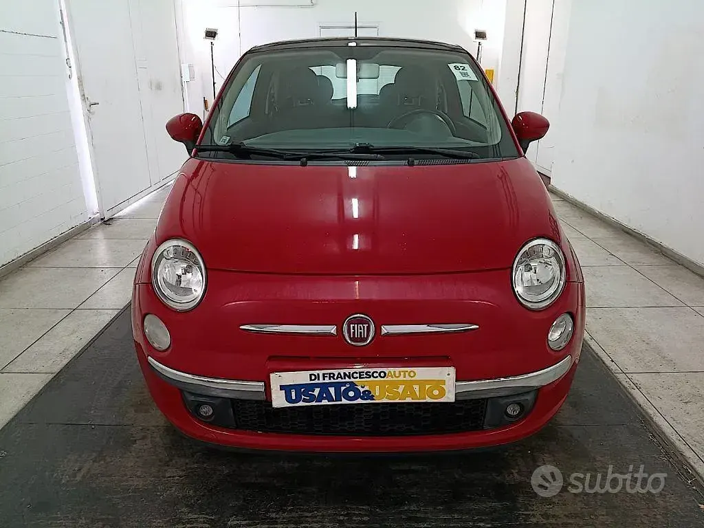 Usata Fiat 500 Lounge 69 CV (50 kW) 2013 Rosso metallizzato Utilitaria