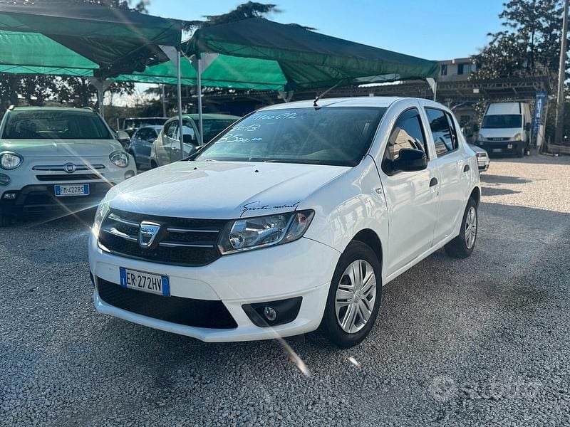 Usata Dacia Sandero 75 CV (55 kW) 2013 Bianco Berlina