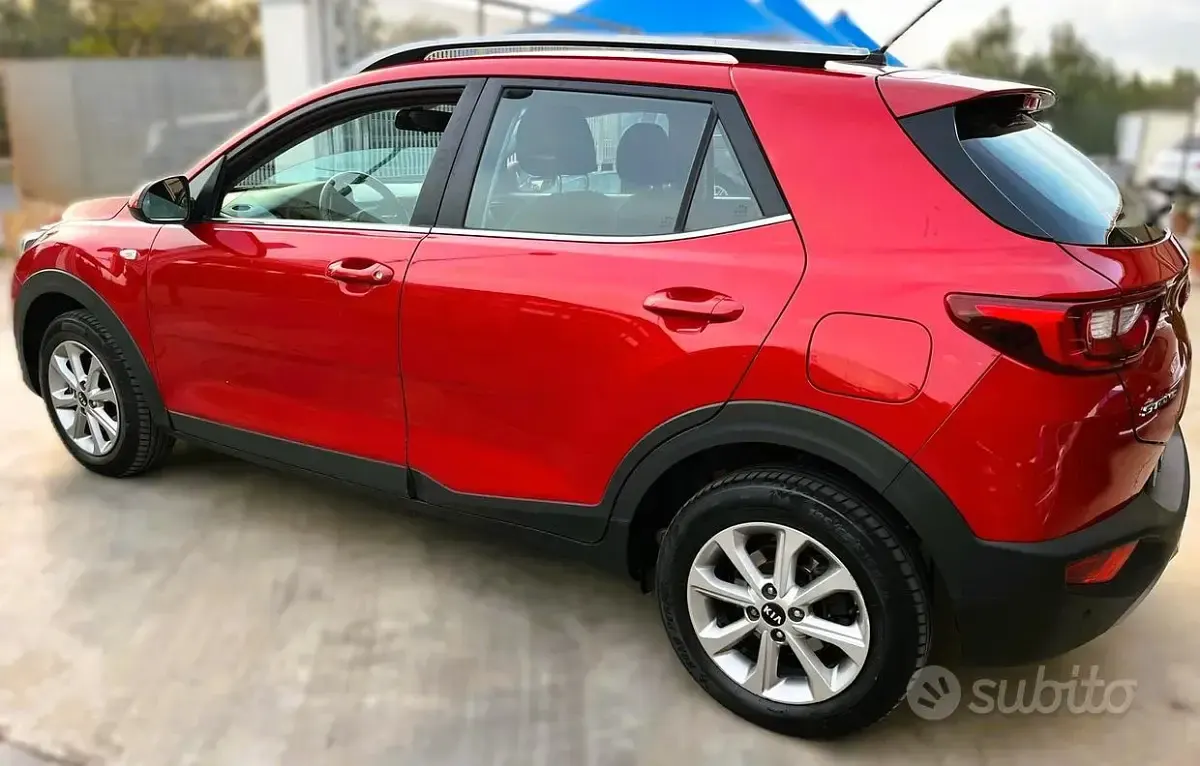 Occasion Kia Stonic 110 ch (80 kW) 2017 Rouge SUV