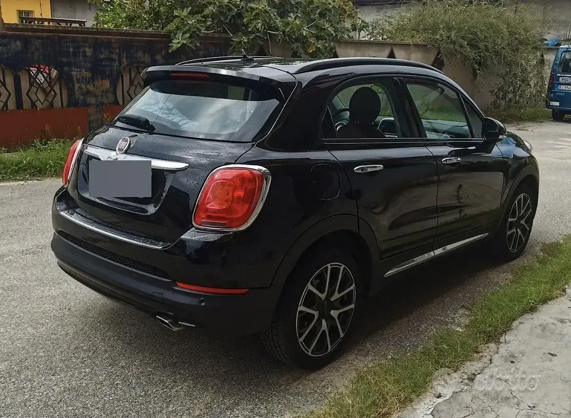 Usata Fiat 500X 120 CV (88 kW) 2015 Nero SUV
