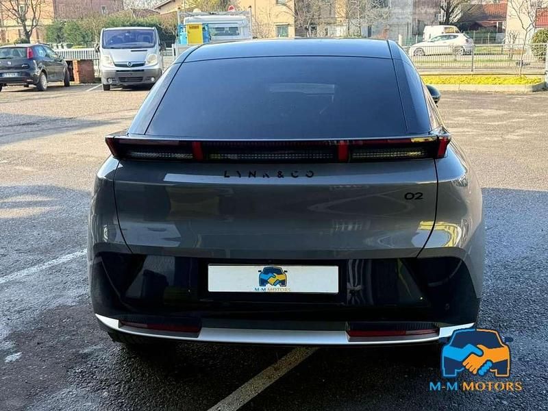 Usata Lynk & Co 02 200 kW (272 CV) 2025 Grigio SUV