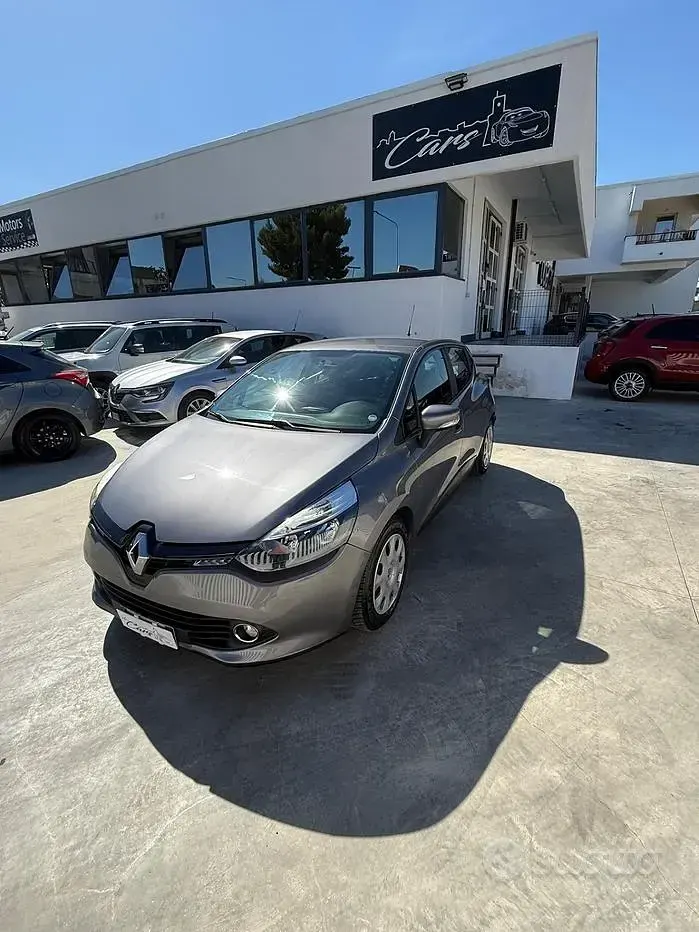 Usata Renault Clio IV 75 CV (55 kW) 2015 Grigio Berlina