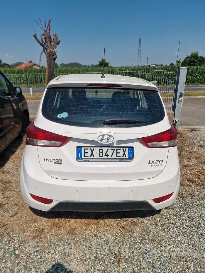 Usata Hyundai i20 Classic 85 CV (62 kW) 2014 Bianco Utilitaria