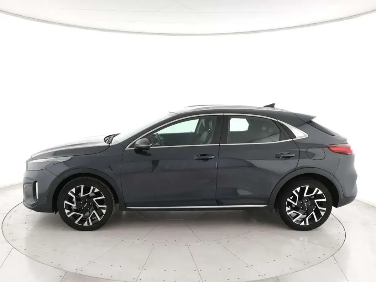 Usata Kia XCeed Style 136 CV (100 kW) 2023 Grigio metall. SUV