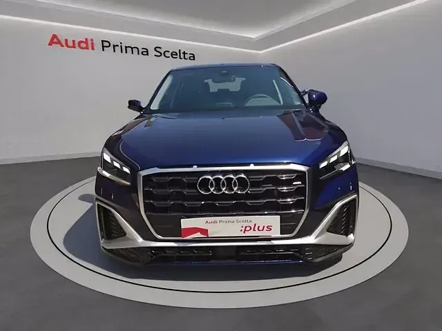 Nuova Audi Q2 S-Line 150 CV (110 kW) 2026 Blu navarra metallizzato SUV