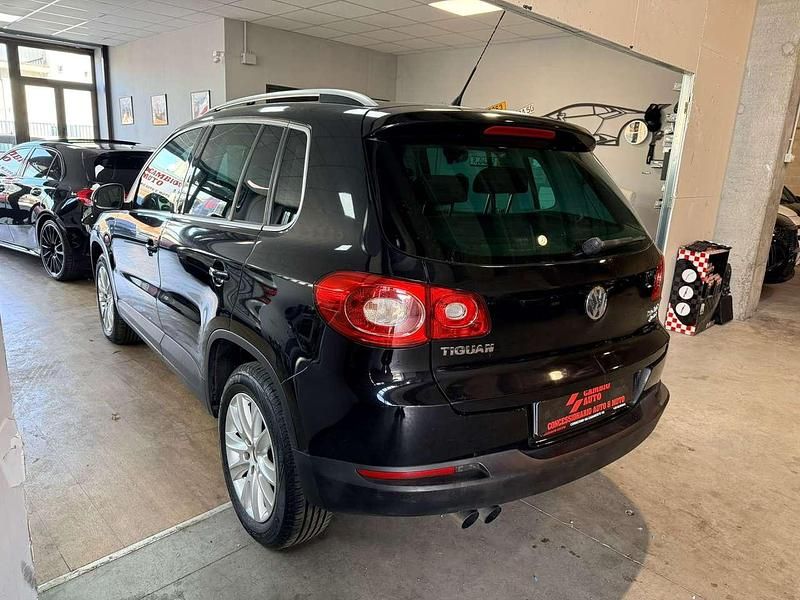 Usata VW Tiguan Sport 140 CV (102 kW) 2011 Nero SUV