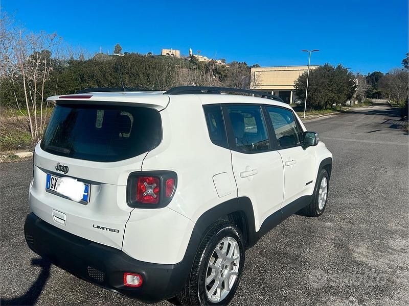 Usata Jeep Renegade Limited 131 CV (96 kW) 2022 Bianco SUV