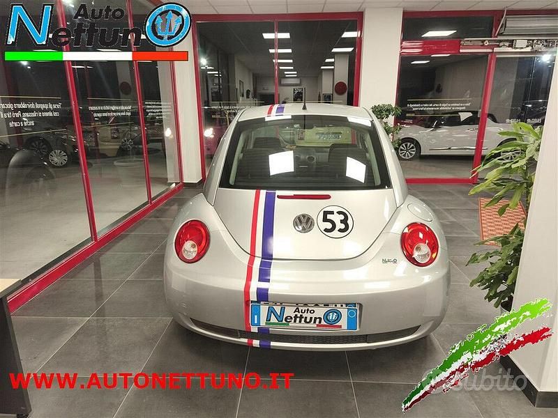 Usata VW New Beetle Edition 102 CV (75 kW) 2007 Grigio Utilitaria